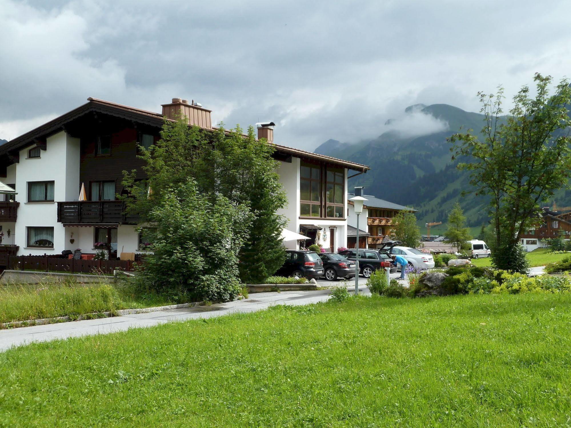 Pension Daniel Lech am Arlberg Luaran gambar
